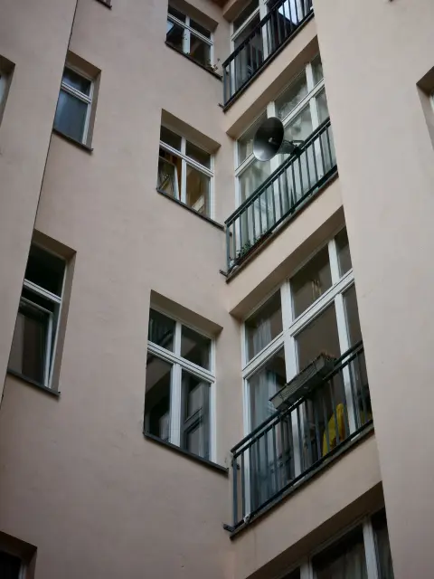 Fanfare for the End of the Cold War — audio installation - 0:06 loop, ipod, bullhorn speaker, 2014 (2 of 5)
